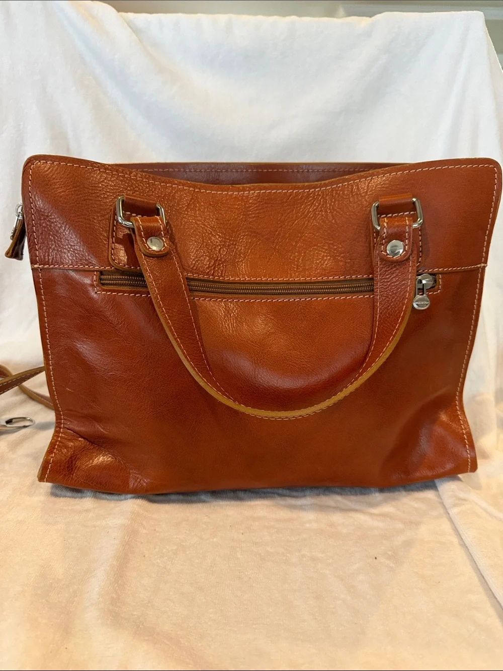 Leather Shoulder Tote Bag in Cognac Brown
